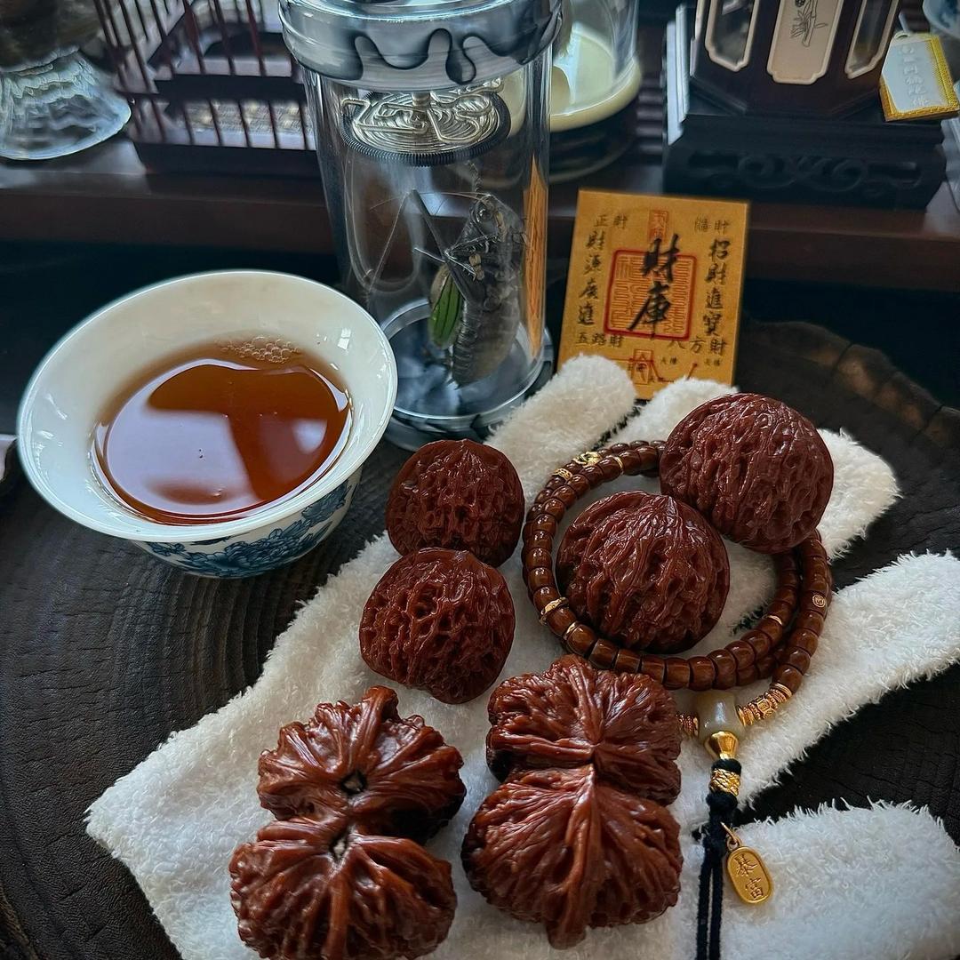 小兜精品三棱店