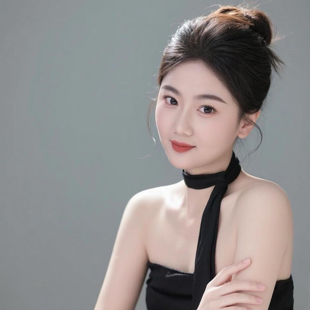 是魏魏阿
