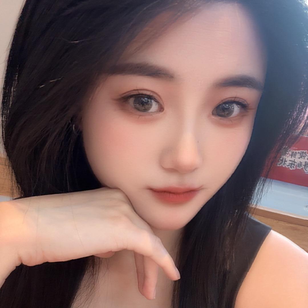 @化妆师💋小琴