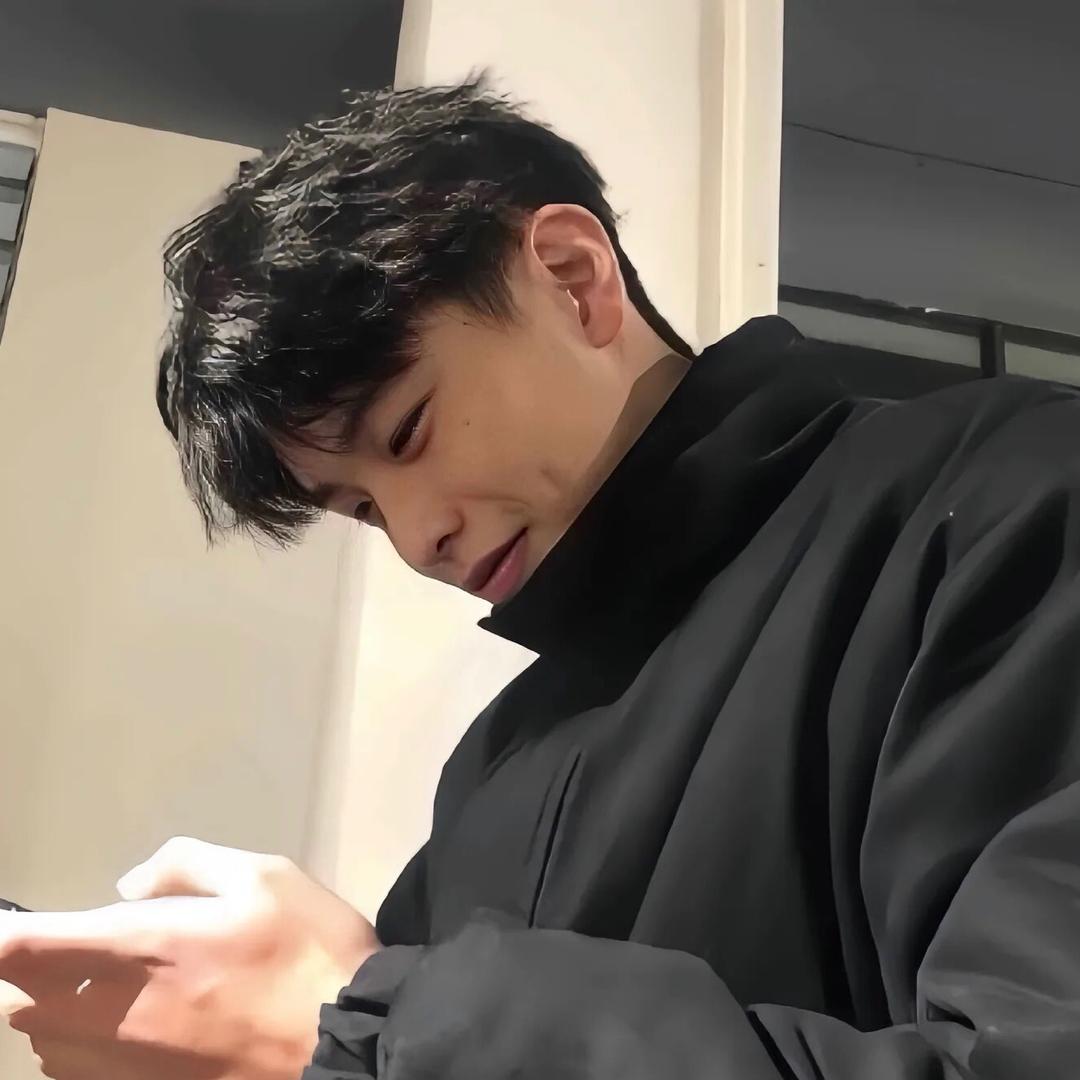 @小杰.