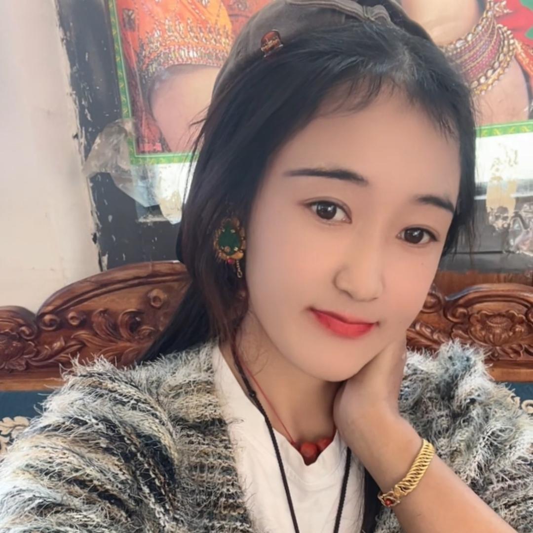 🌱ལས་དབང་བུ་མོ🌿