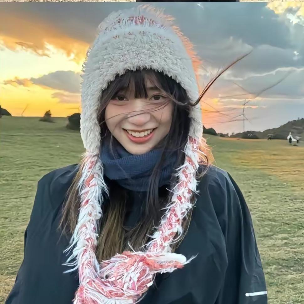 小Y.