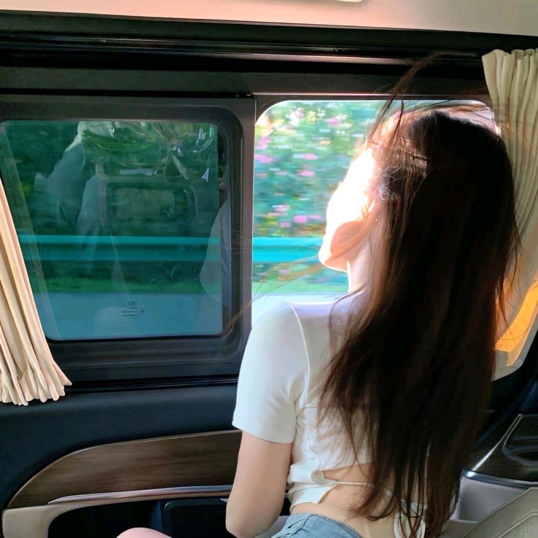 月亮满了-