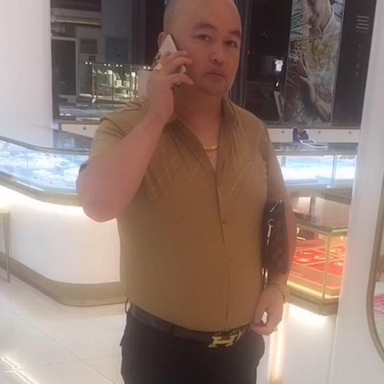 四哥：
