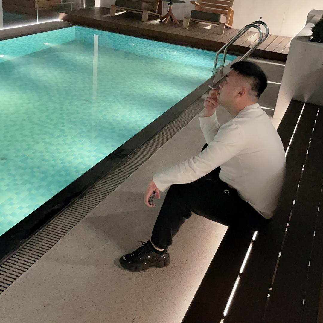 爱笑的迪哥哥