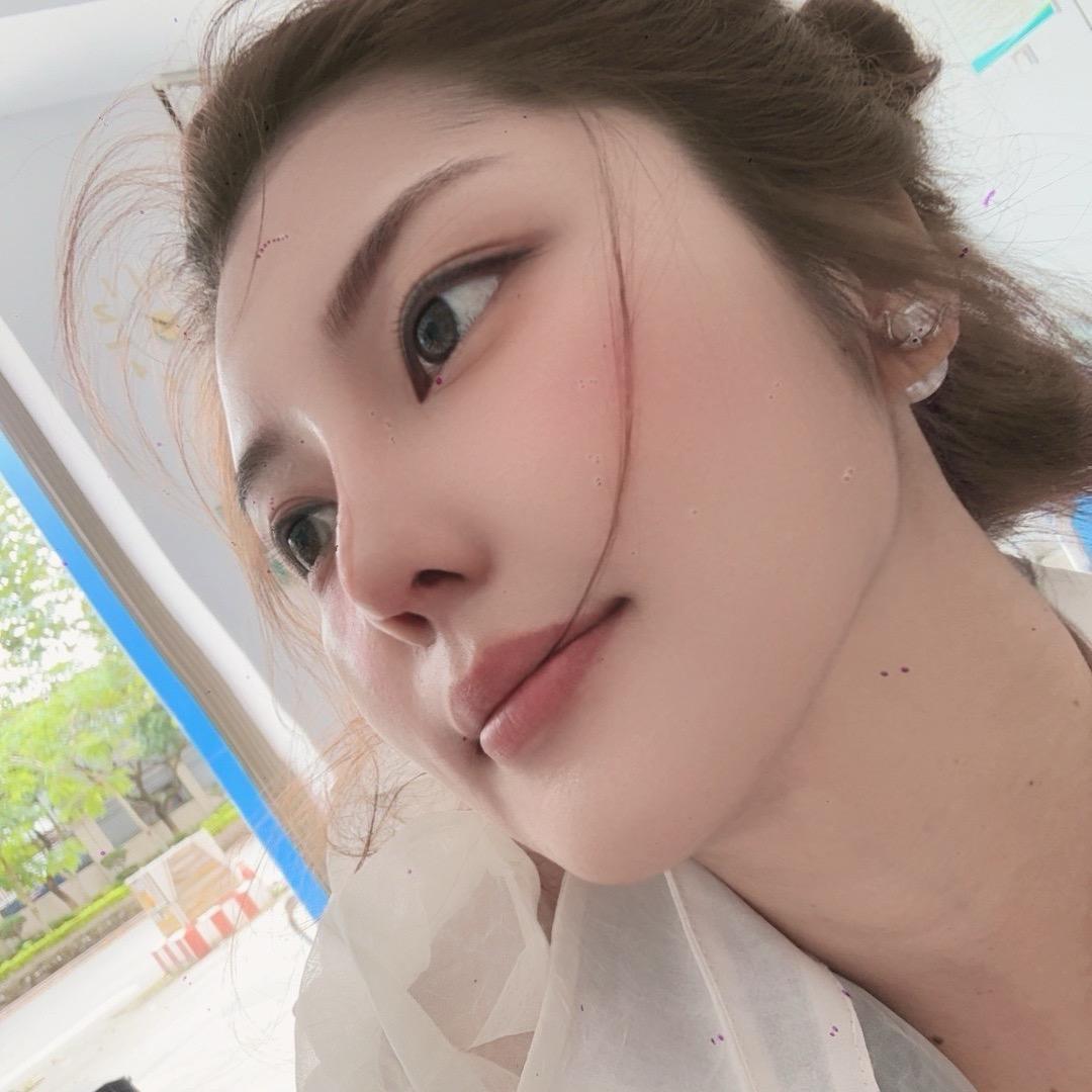🌹PHYO EI ❣️