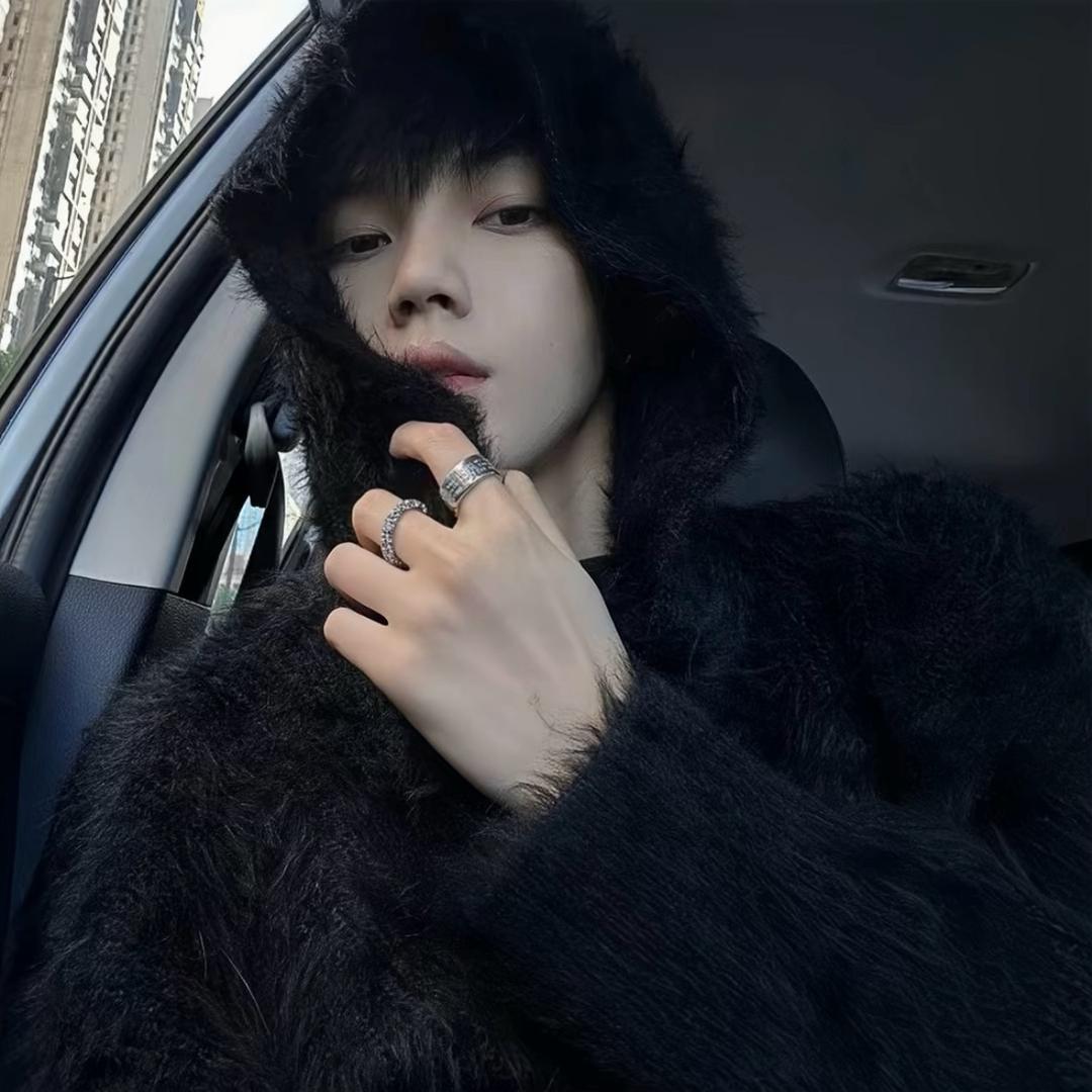 @Kk