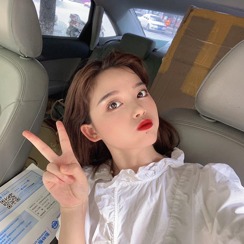 我是蒹葭