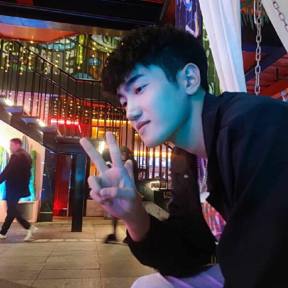 头铁二号战士