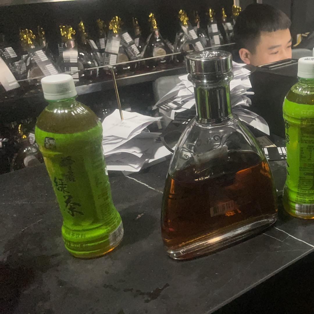 汉寿艾可斯酒吧营销
