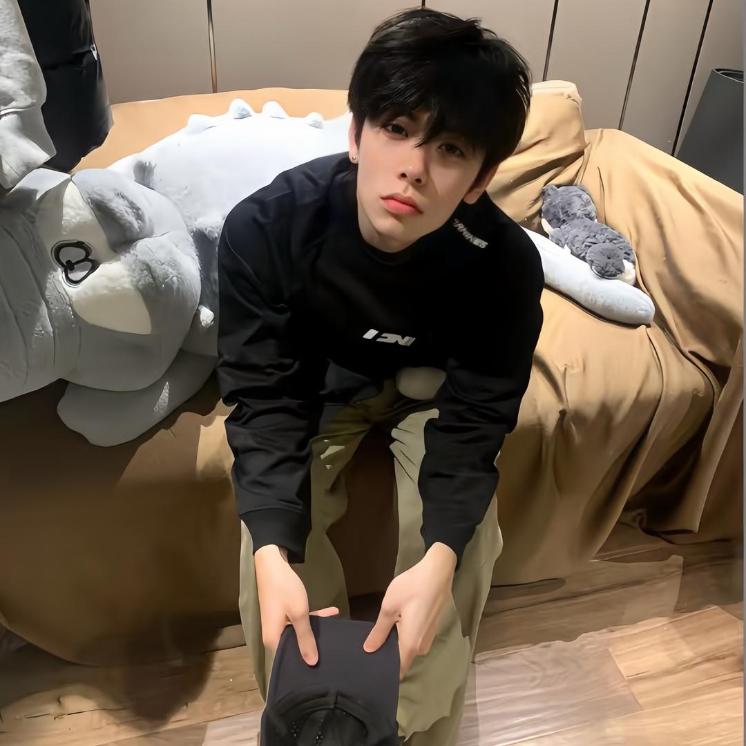 杜卓庭_