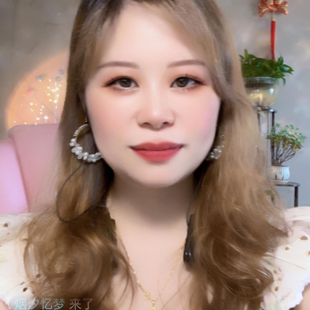 小娅💞（小调皮）