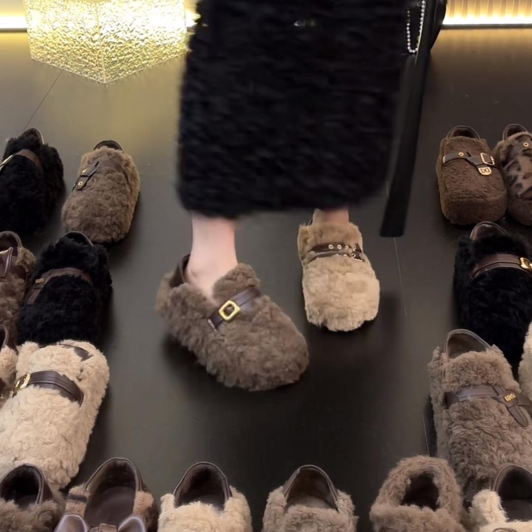 仟步时尚女鞋-小巧