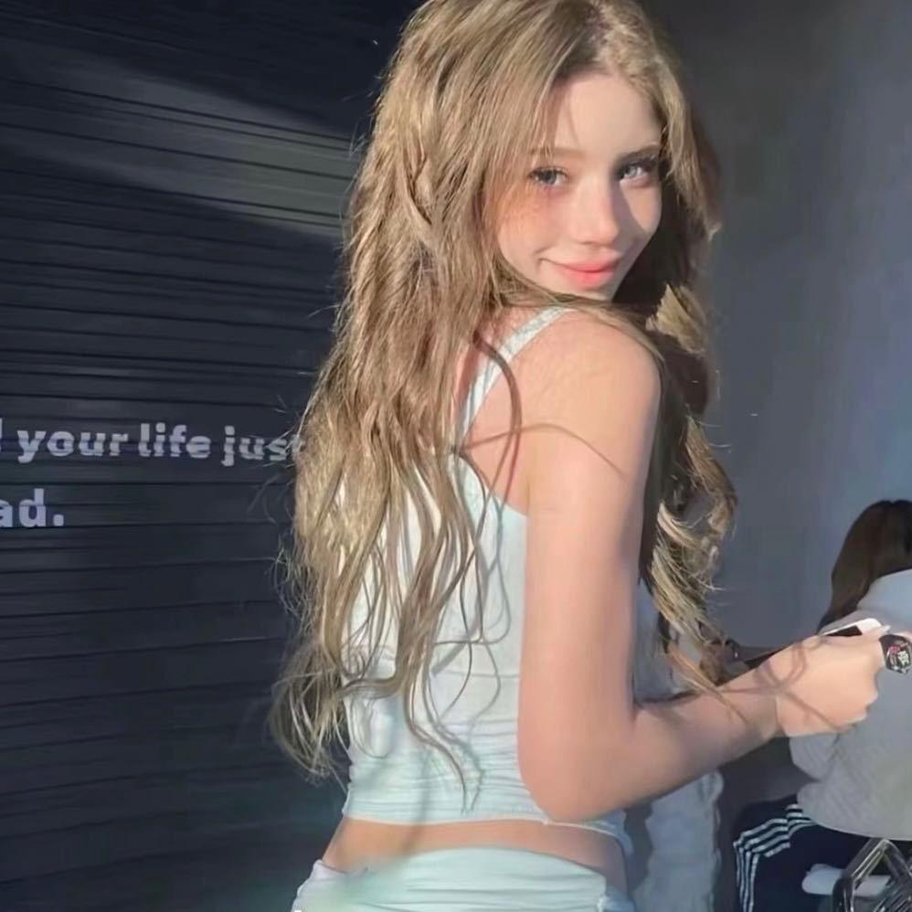 ᥫᩣ..