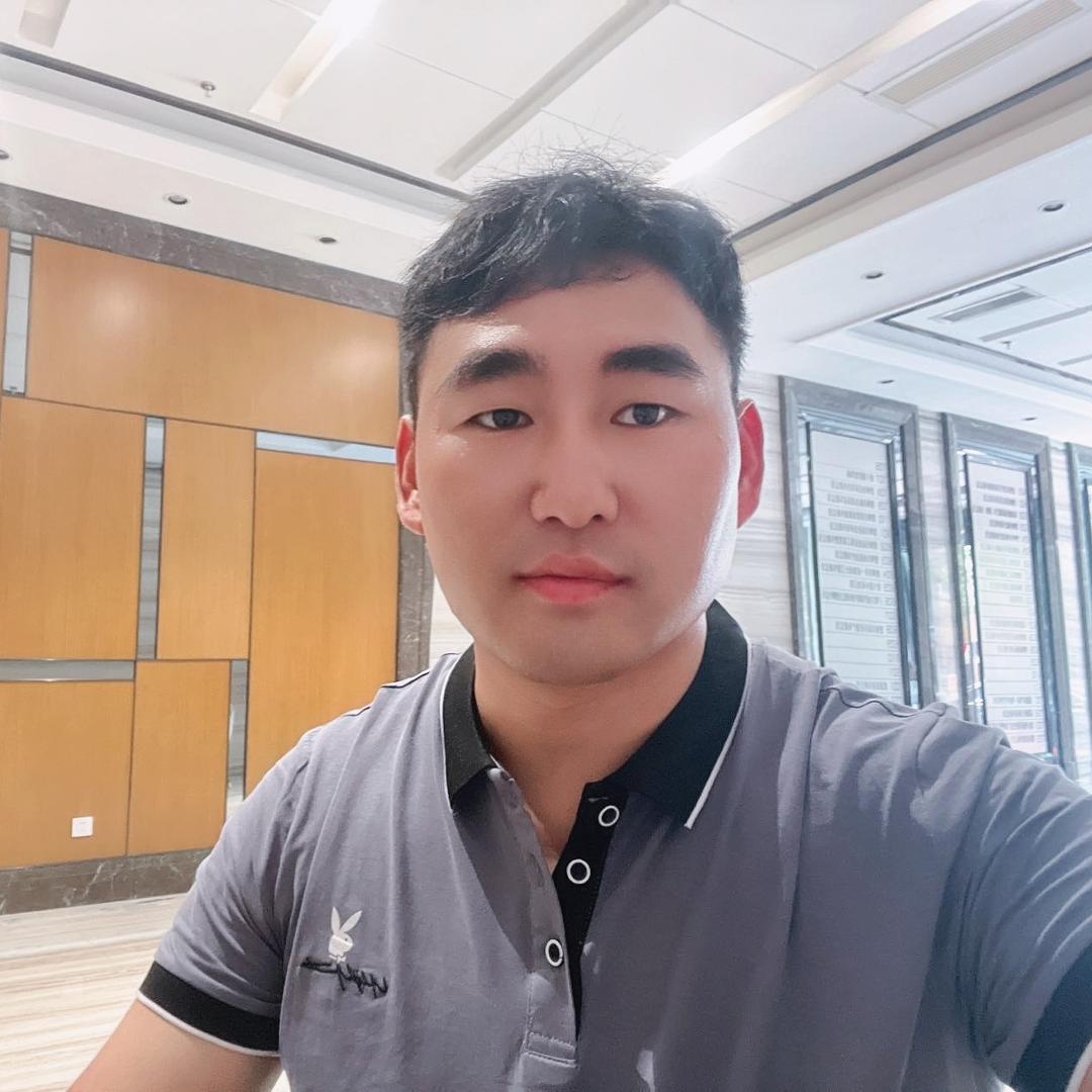 王东亮