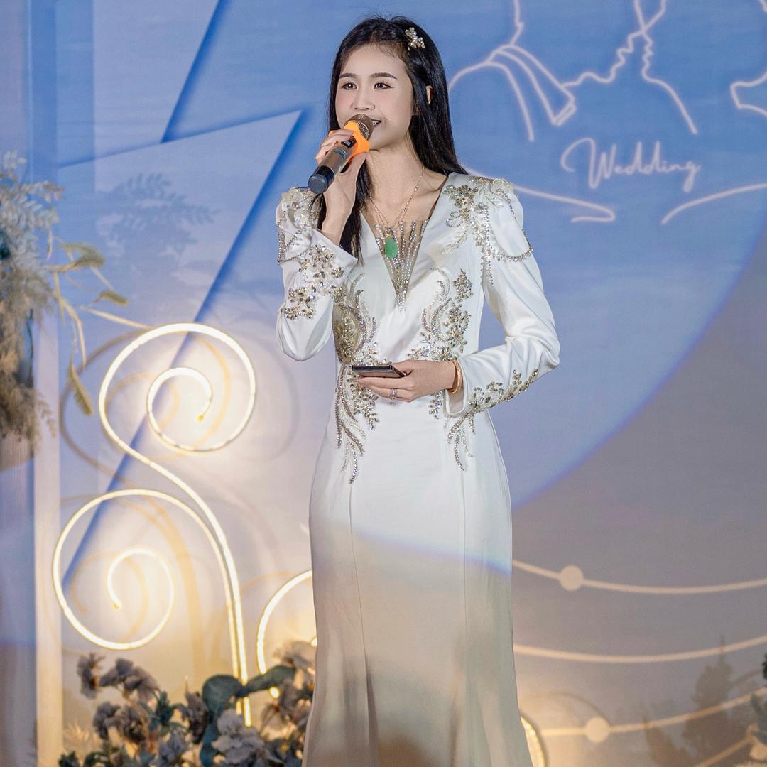 主持人雪婷