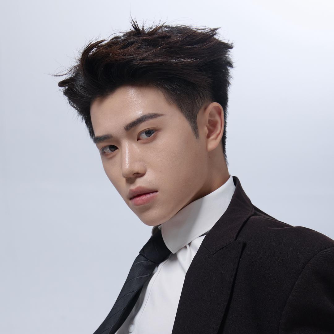 桂大头🔥（崇州500万博主）