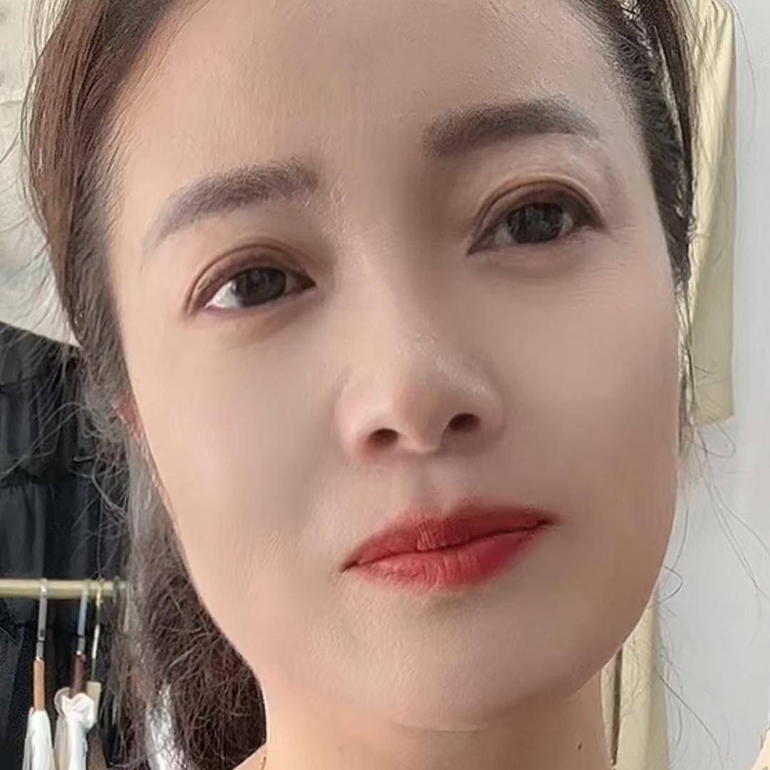 戚颗女装