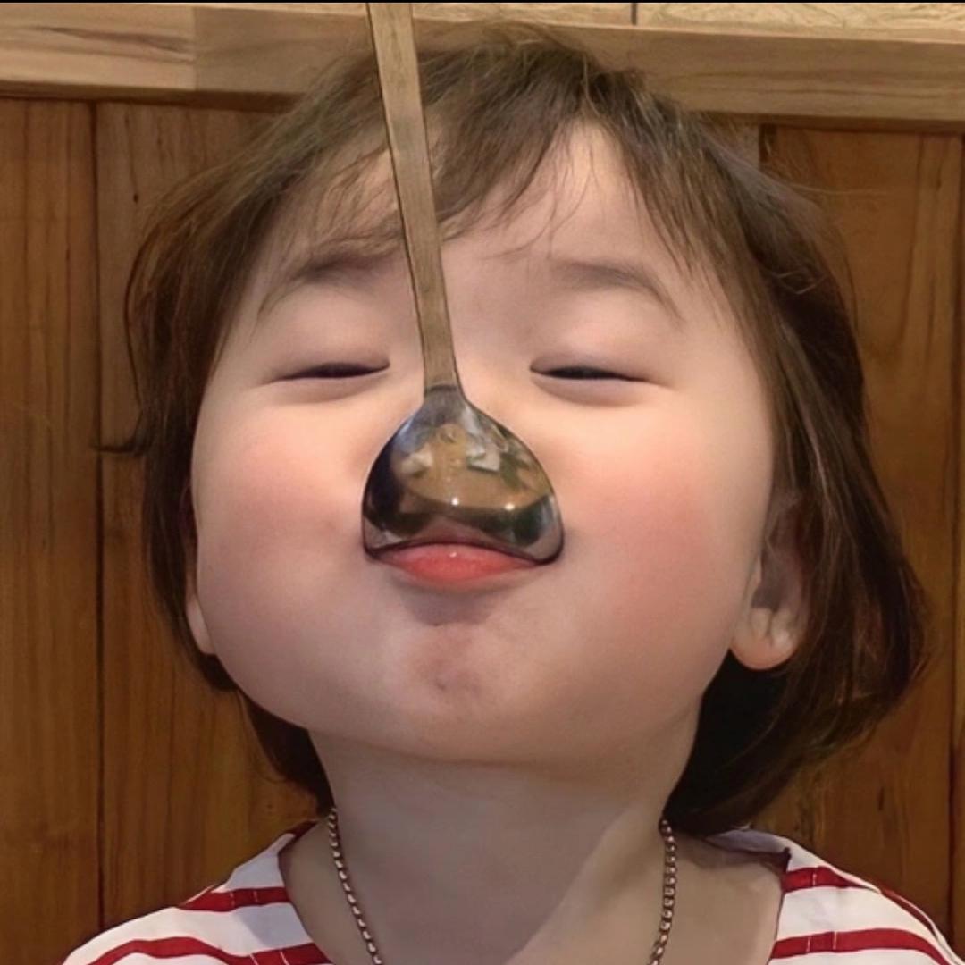 胡夏央