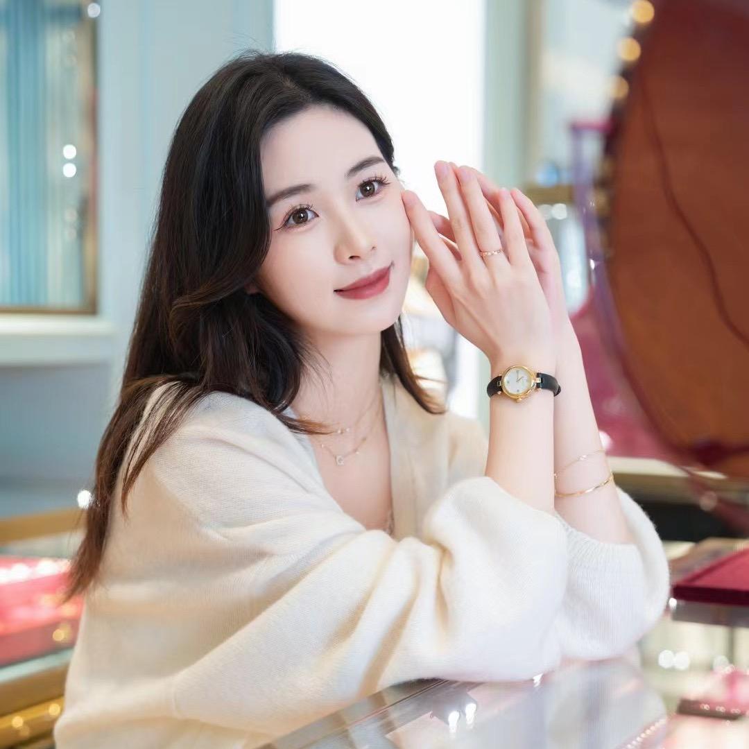 SHENGDIHUA圣迪华男装专卖店