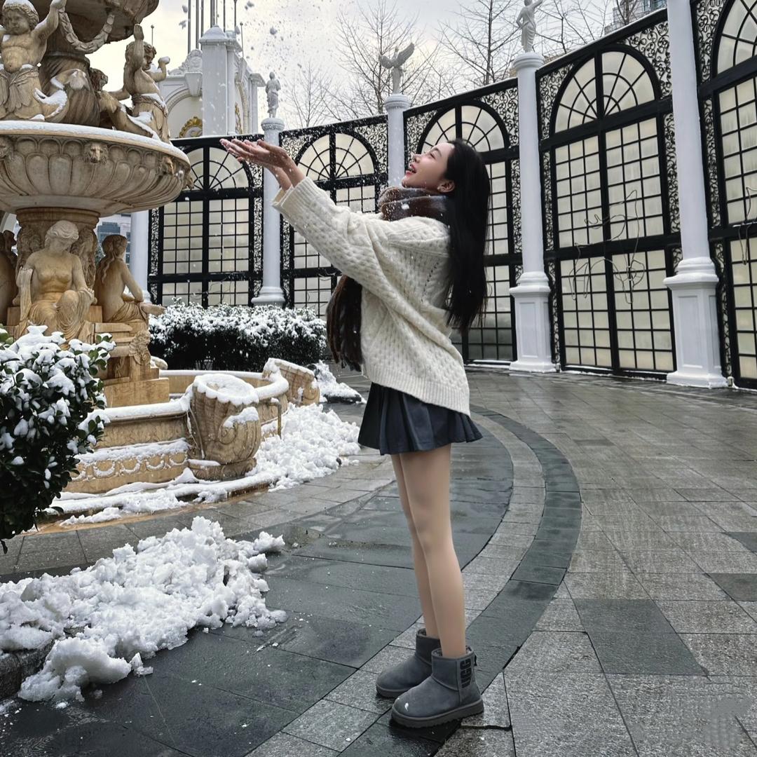 噜噜就爱穿裤袜