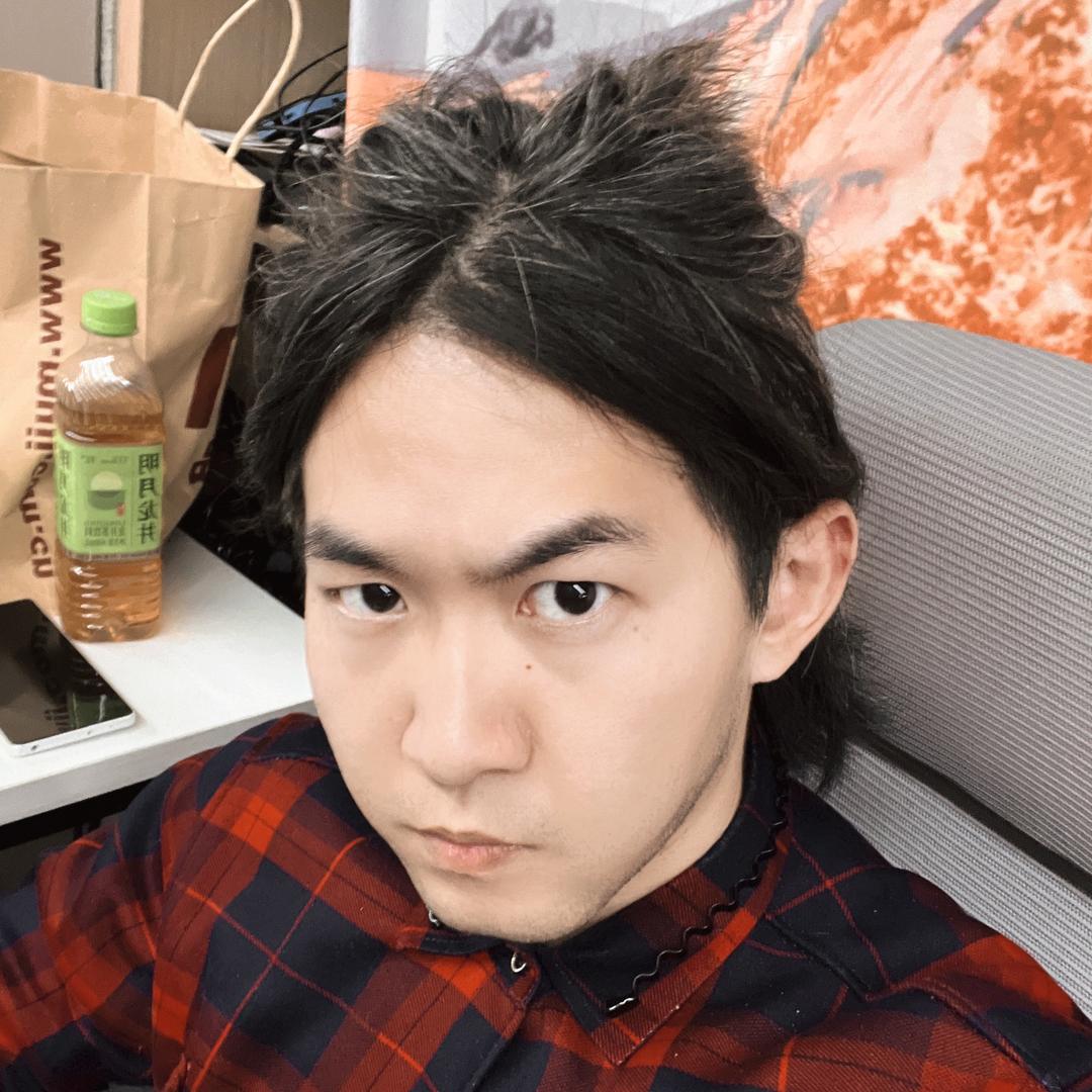 张梵
