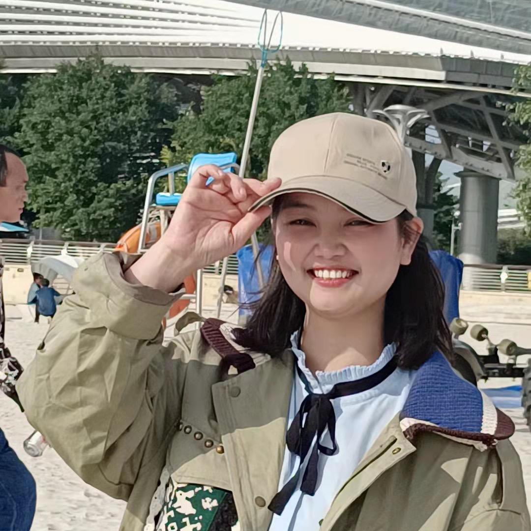 臭美丫头