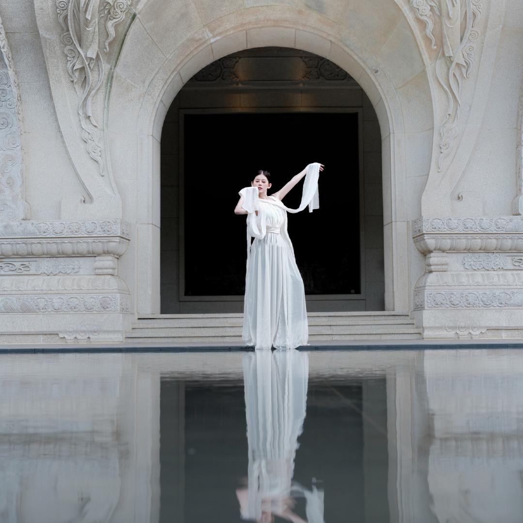 娅娅Sofia
