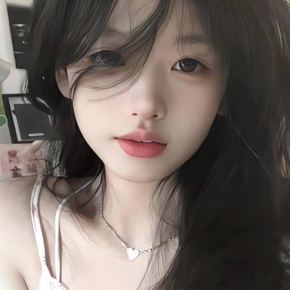 不睡觉的玲玲.