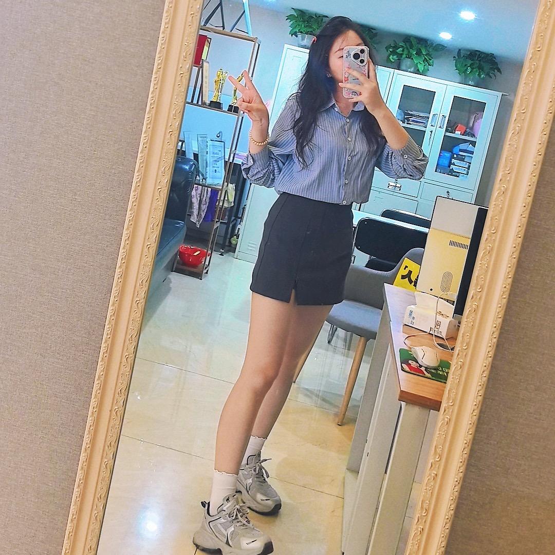 卖房子的美少女