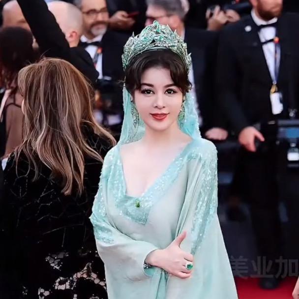 虞美人美媛