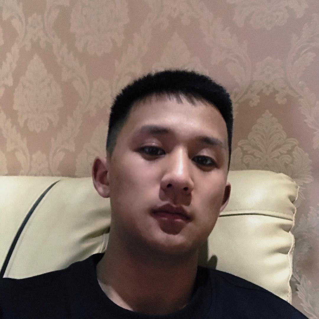 陳先生.