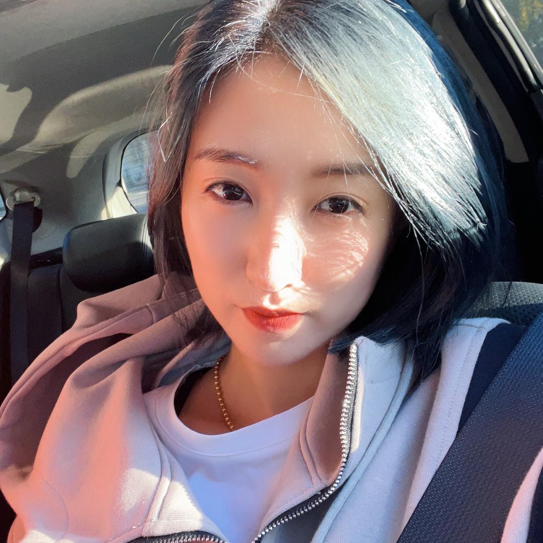 奉皇体育店长小宇