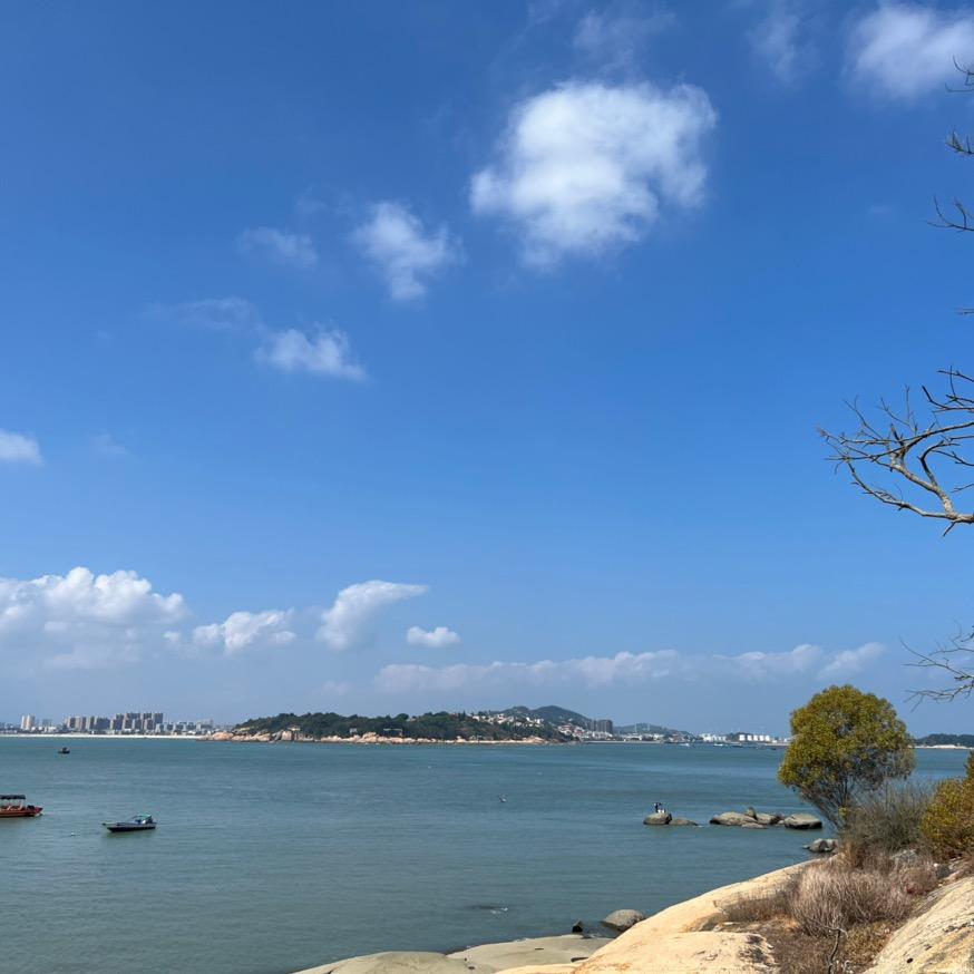 QZ丿灬