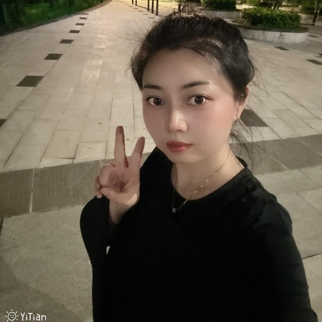 爱扎高马尾的～啊天