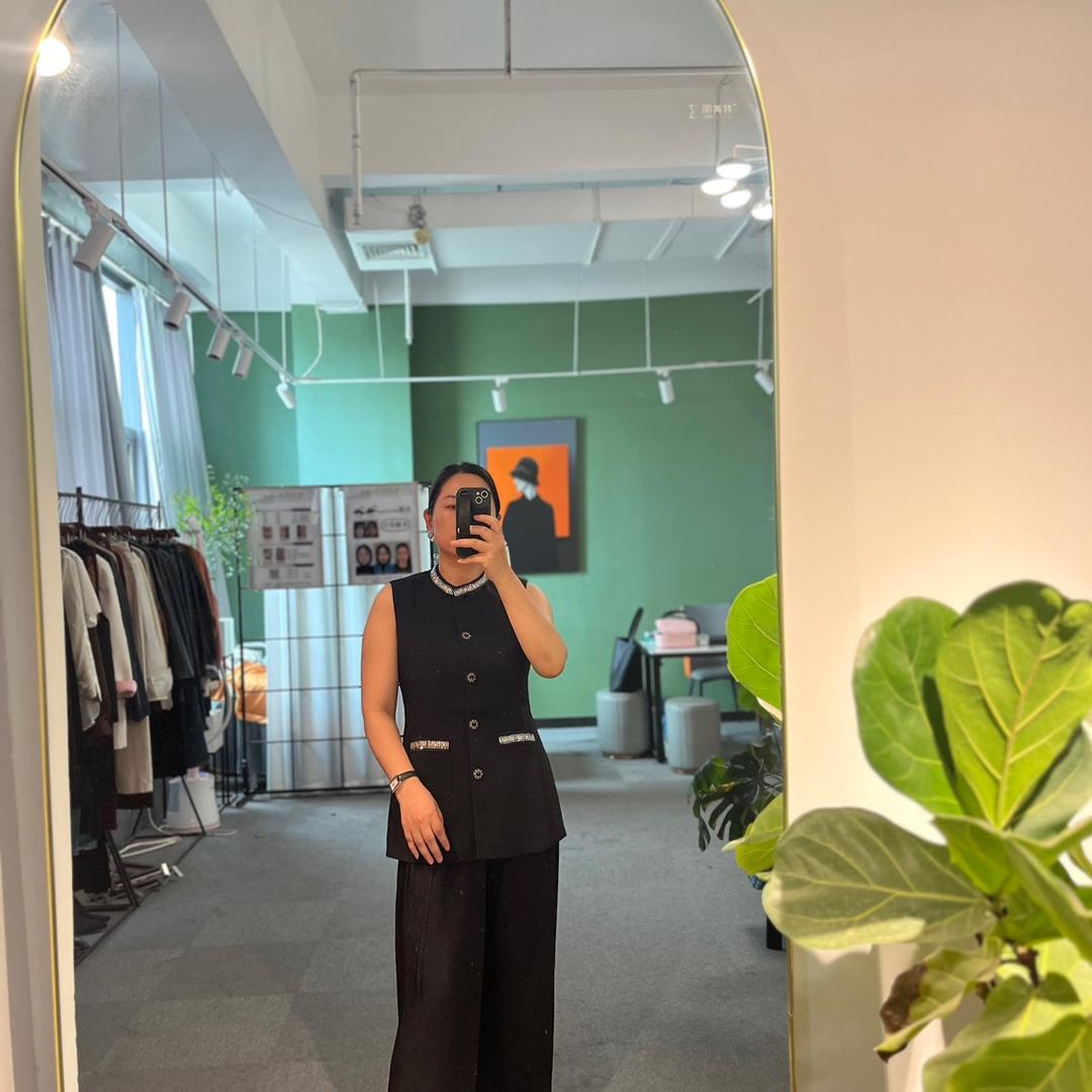 跨界女装集合店（星辰女装）