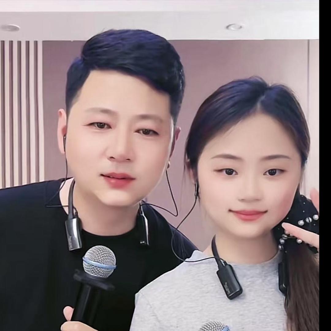 父女组合🎙️黎明娜娜