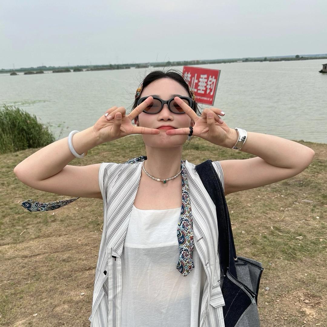 杉杉（自画像）