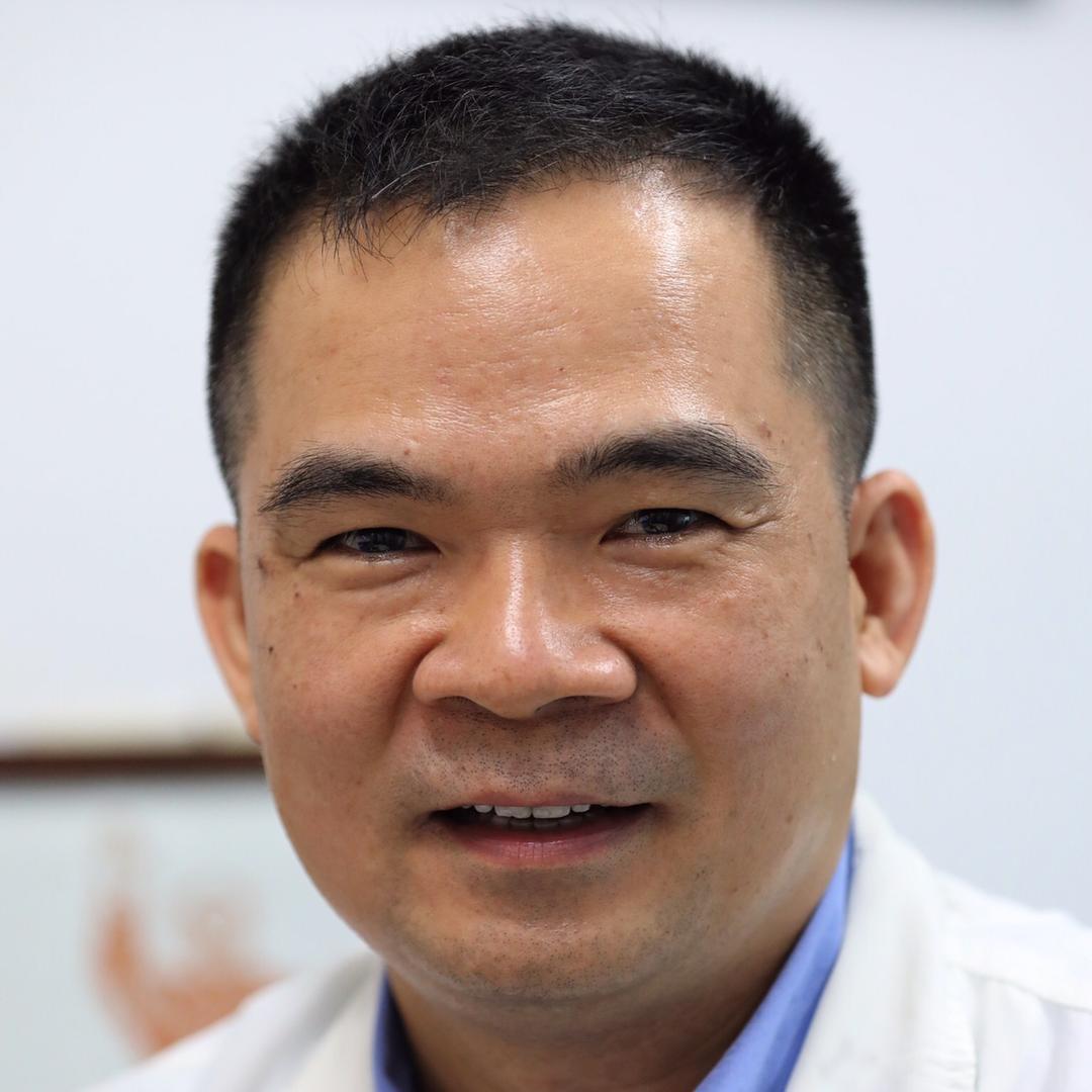 中医皮肤廖列辉