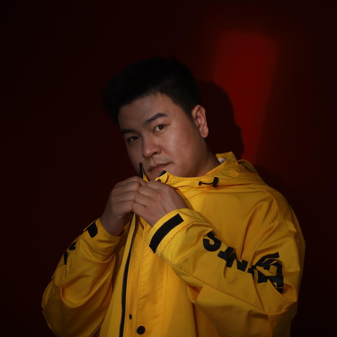 音乐人歌手常柏山