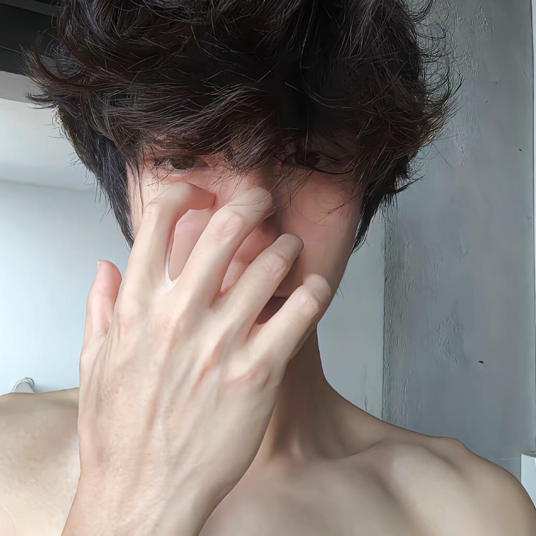 月