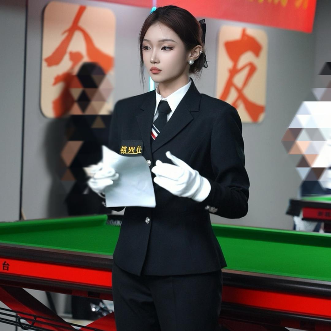 台球裁判王梓怡