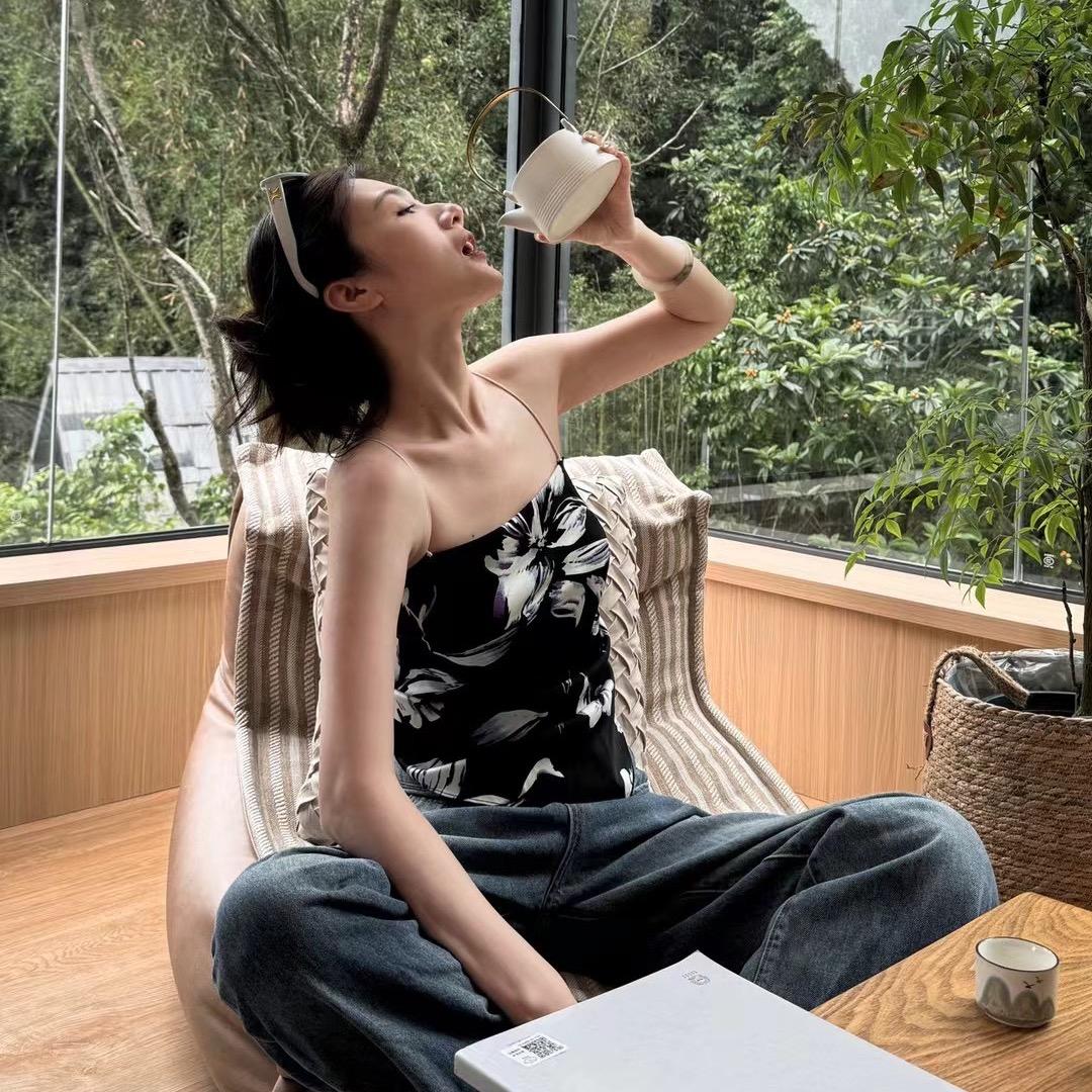 刀嘴小姨
