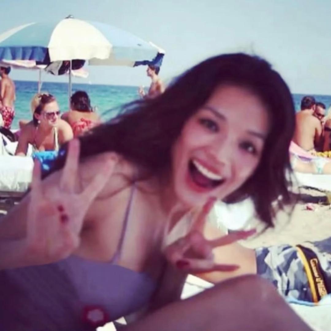 坨坨.