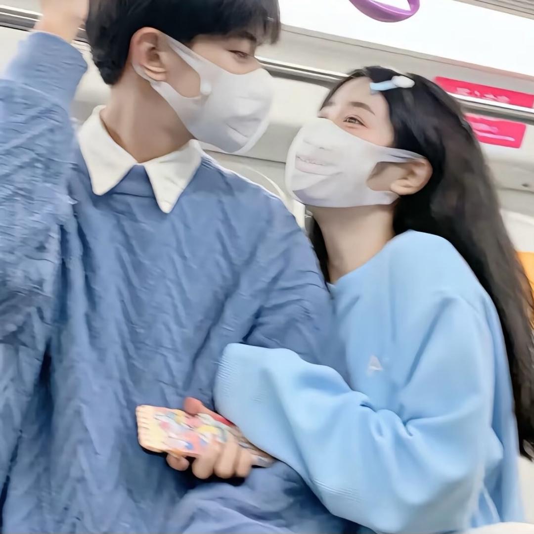 听风忆梦🎼🎊