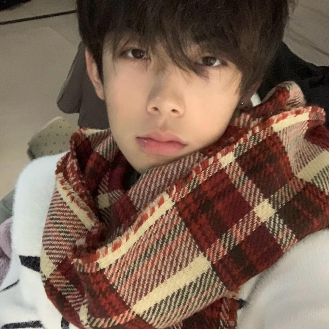 無  人  分  享  海