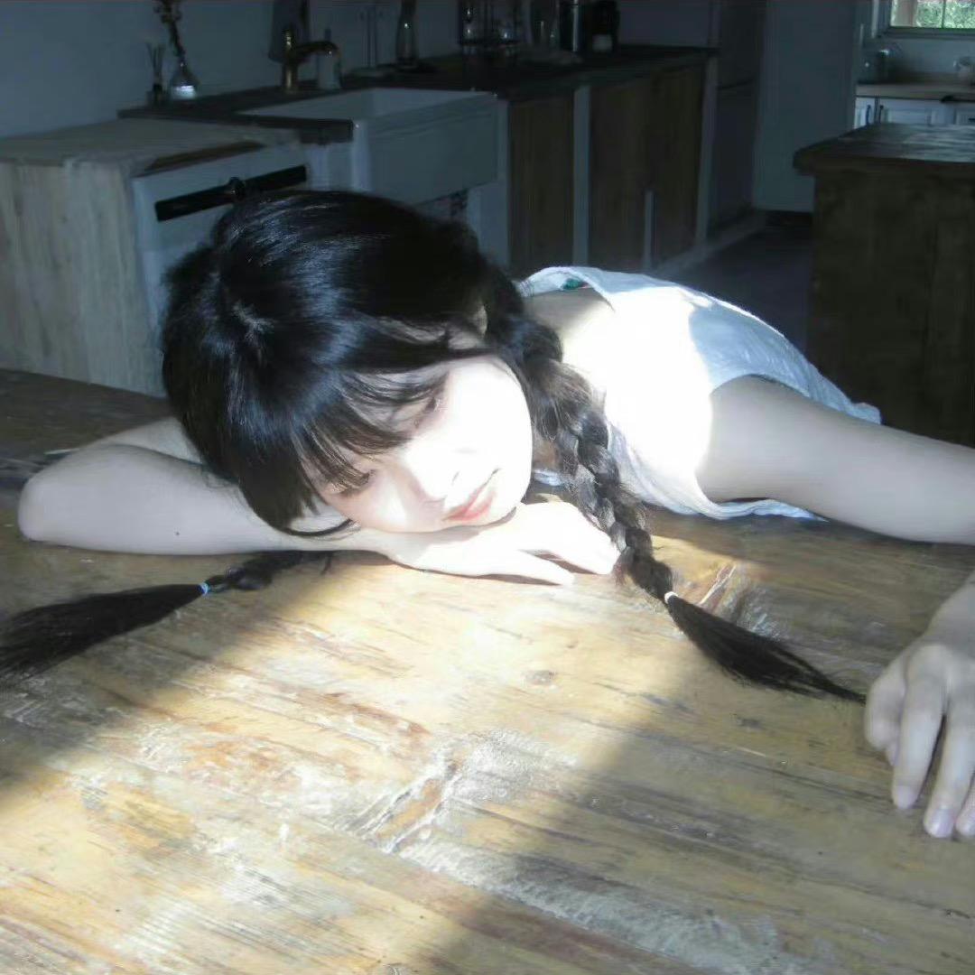 小小小海.