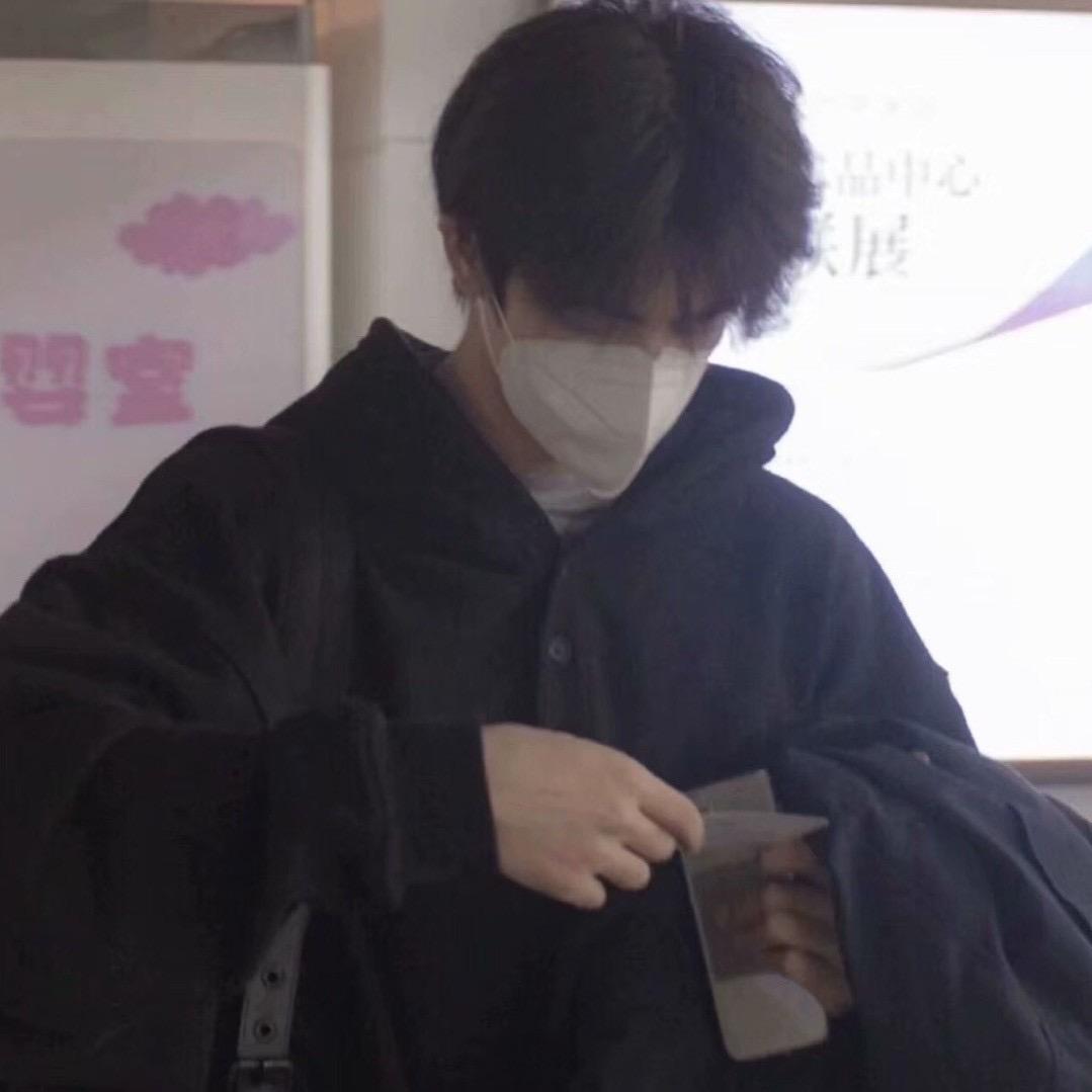 粑粑粑粑