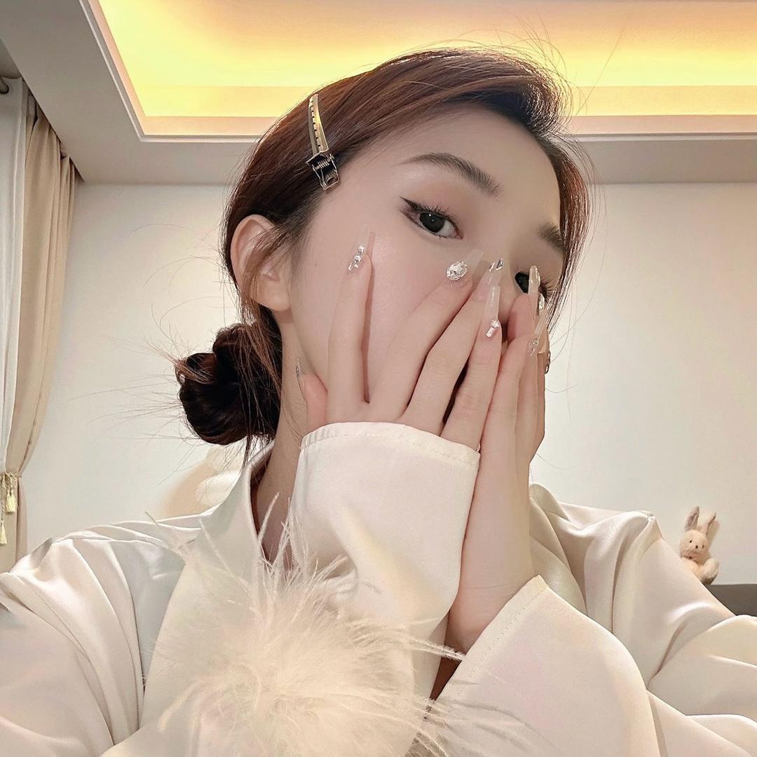 蜜桃本桃-炬光✨