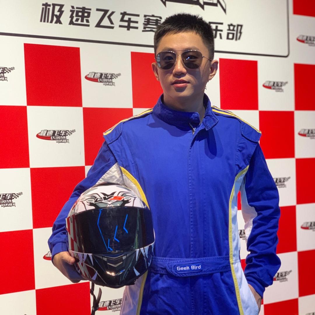 皮小哲